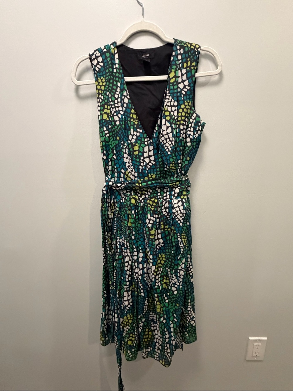 Green Silk Blend Summer Patterned Sleeveless Wrap Dress 10P